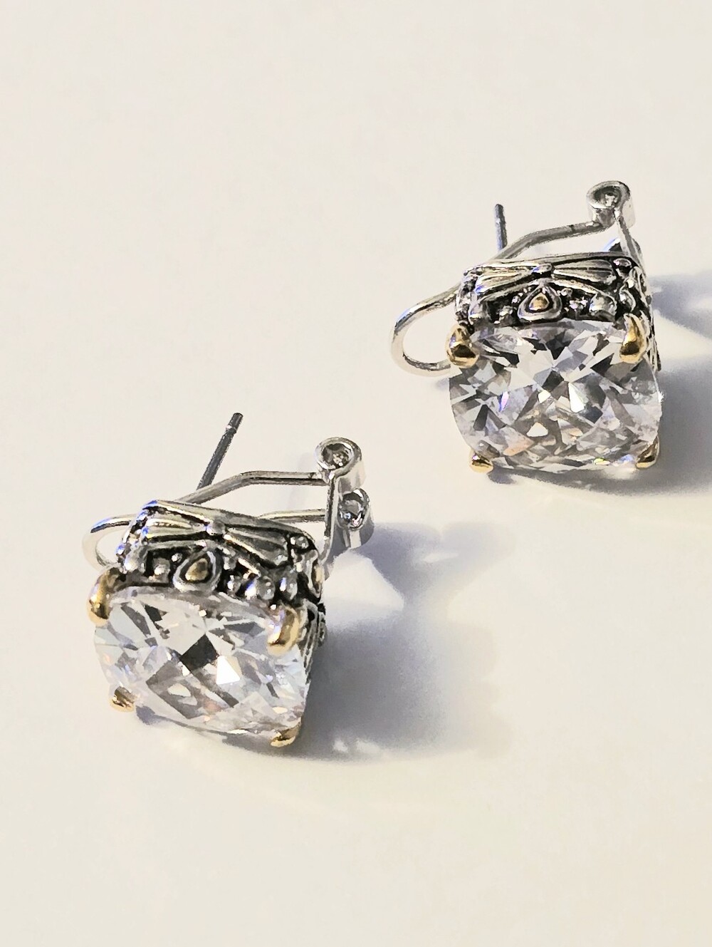 Balinese filigree silver tone prong set CZ Crystal faceted Earrings Post